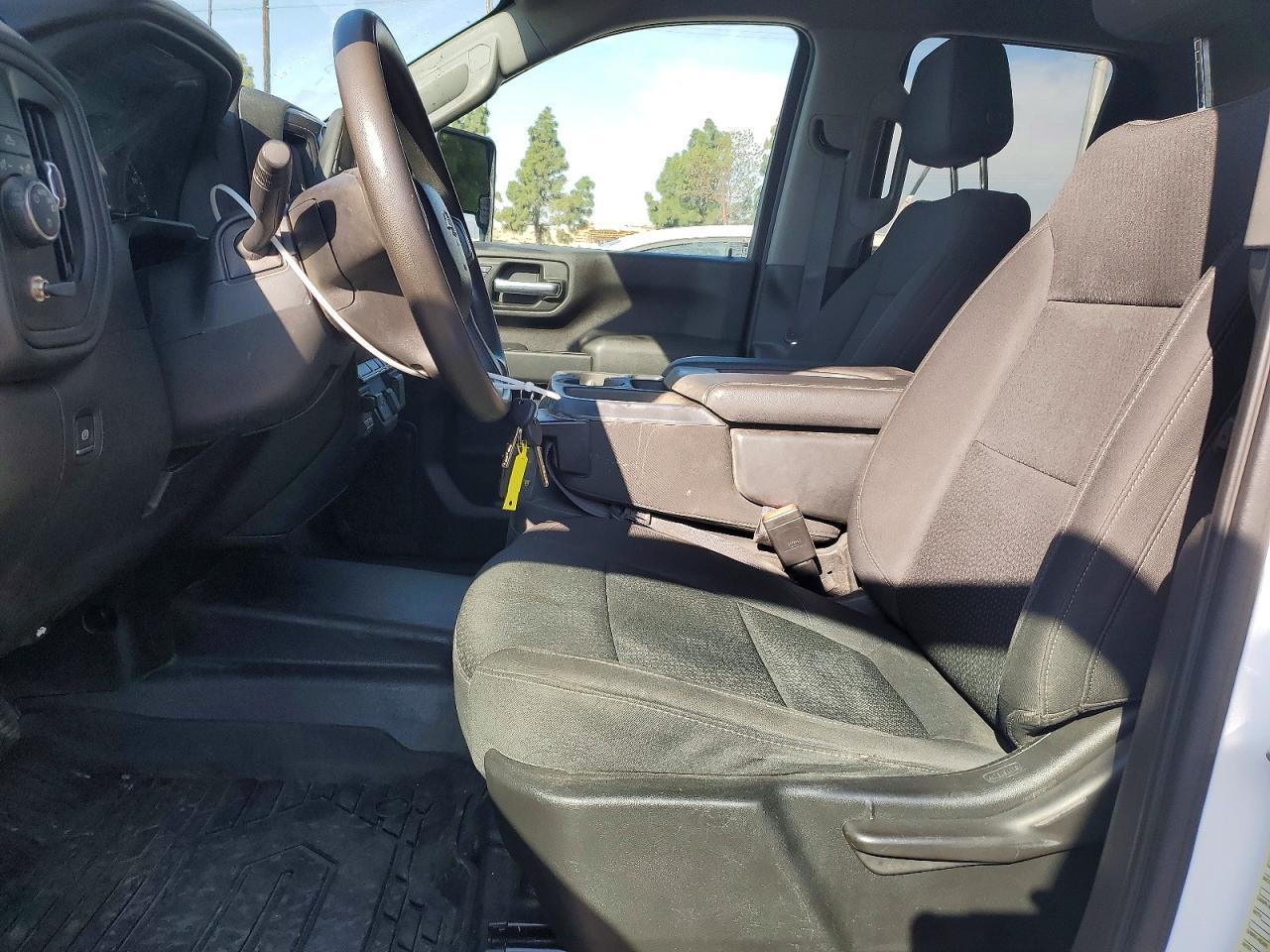 2022 Chevrolet Silverado C2500 Heavy Duty - Фото 7