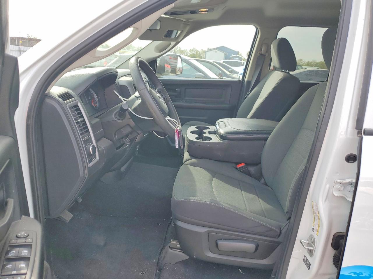 2024 Dodge Ram 1500 - Image 7