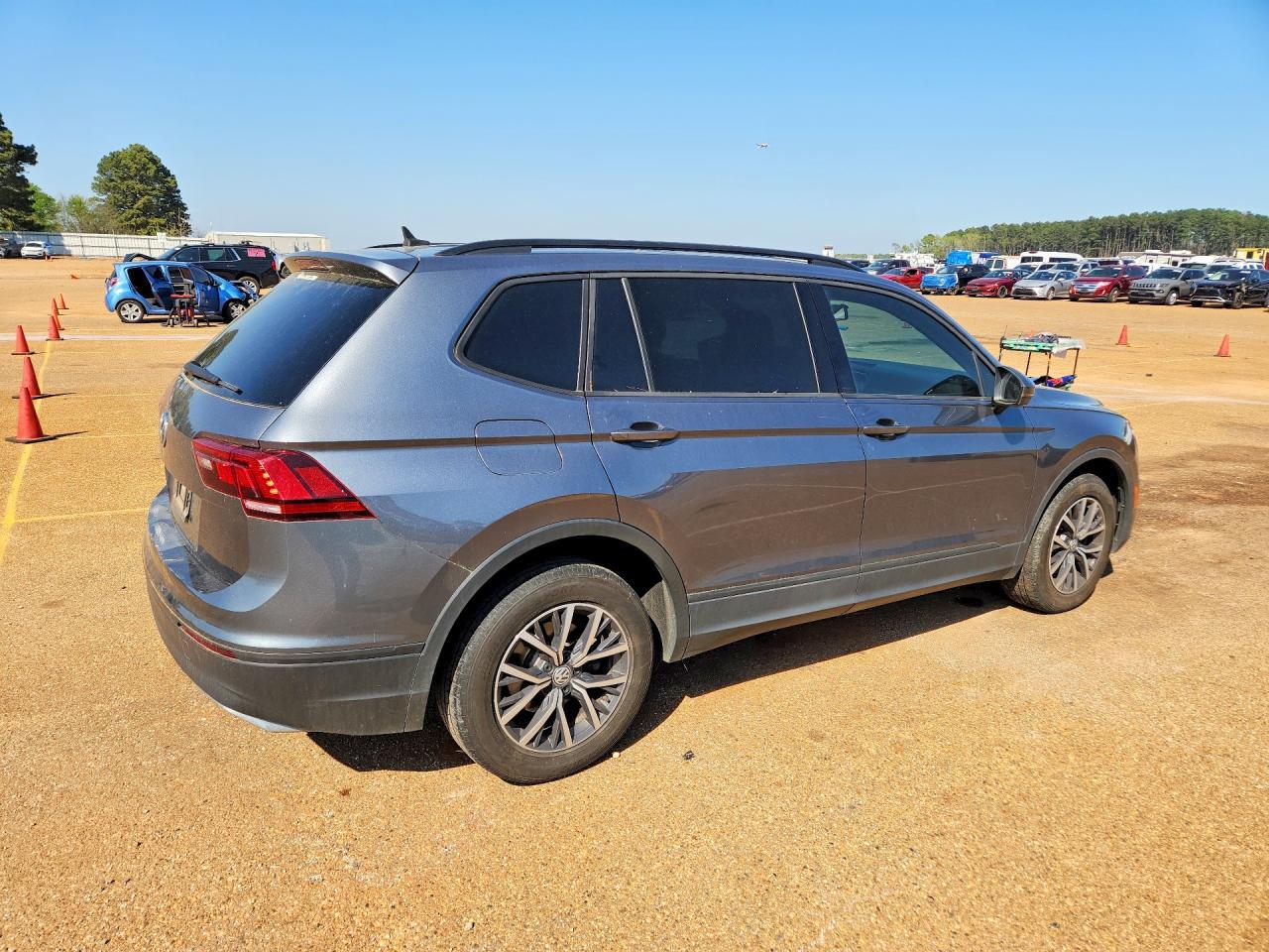 2021 Volkswagen Tiguan S - Image 3