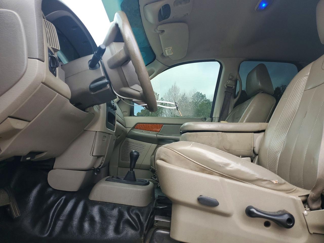 2004 Dodge Ram 2500 St - Фото 7