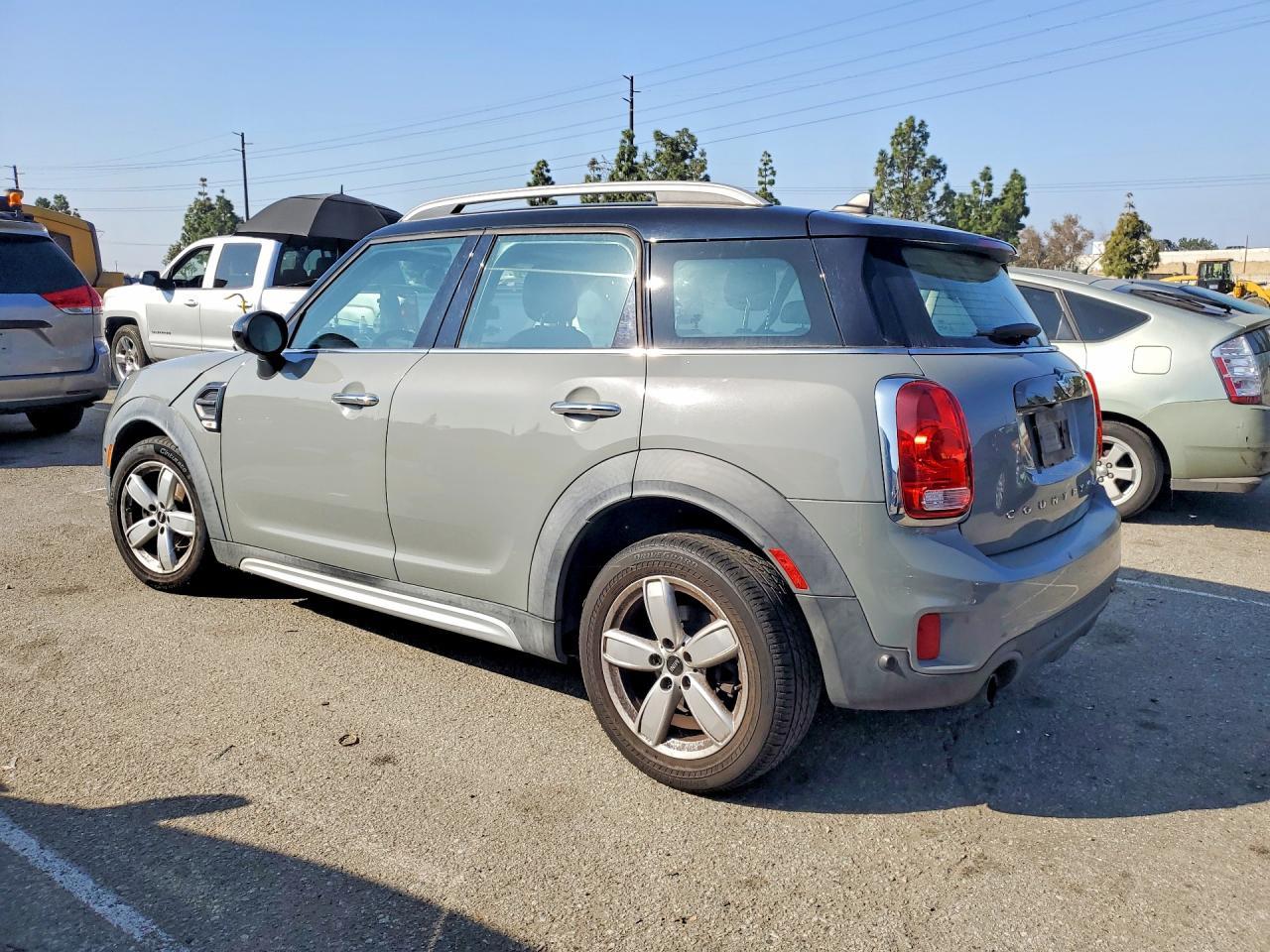 2017 Mini Cooper Countryman - Image 2
