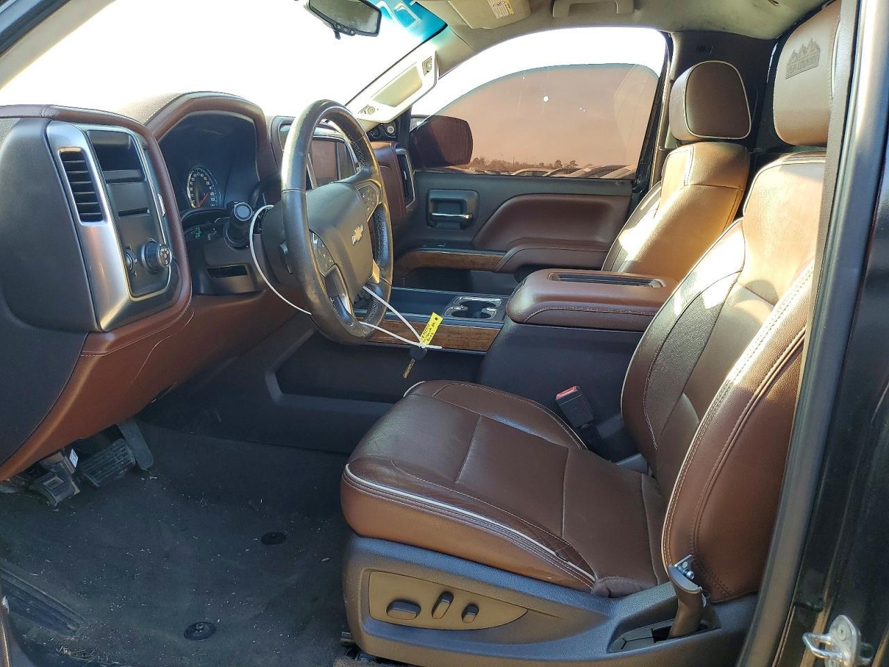 2016 Chevrolet Silverado C1500 - Image 7