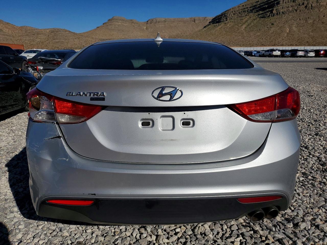 2013 Hyundai Elantra Coupe Gs - Фото 6