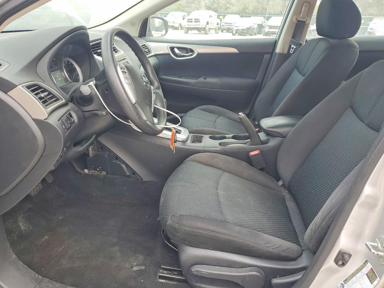 2013 Nissan Sentra S - Image 7