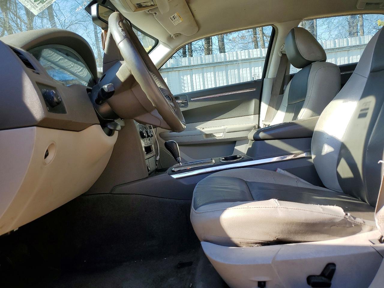 2008 Chrysler 300 Touring - Фото 7