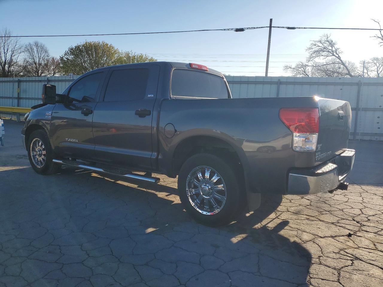 2011 Toyota Tundra Grade - Image 2