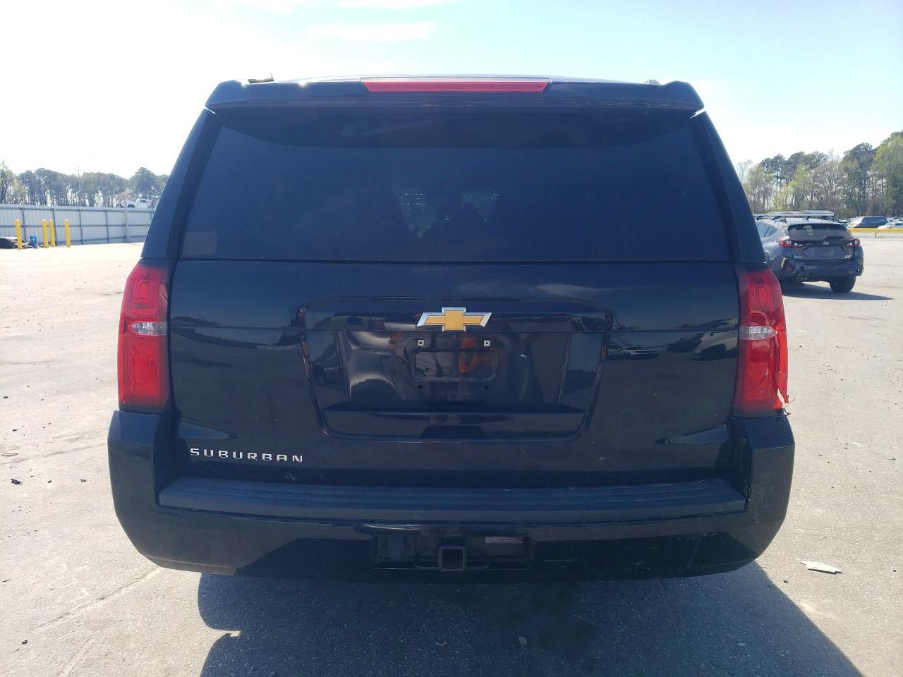 2019 Chevrolet Suburban C1500 Lt - Фото 6