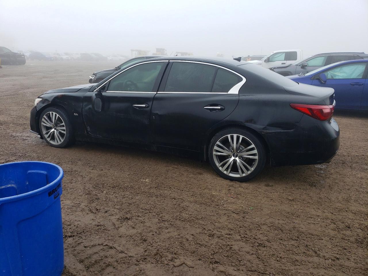 2018 Infiniti Q50 Luxe - Image 2