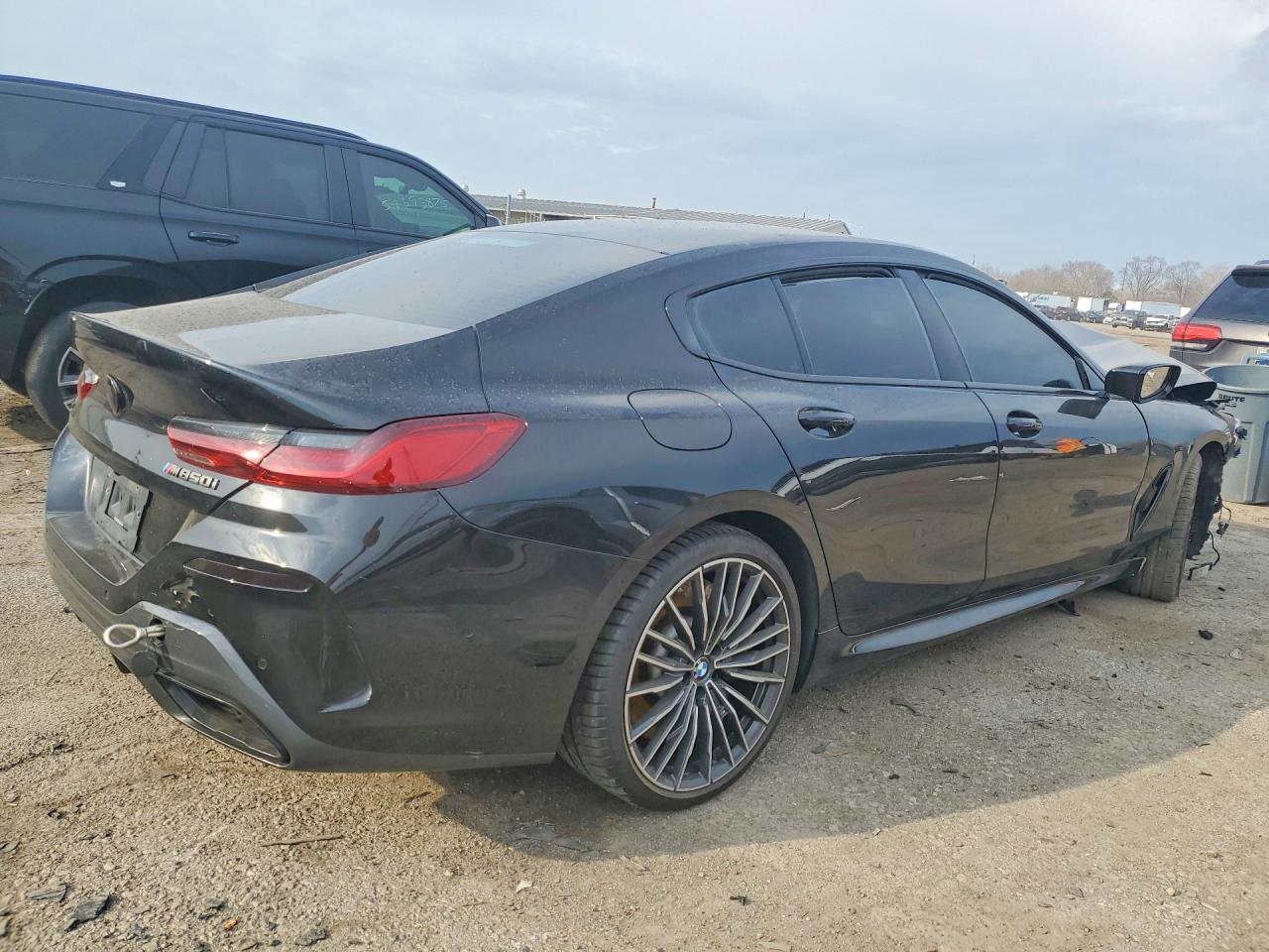 2020 BMW M850Xi - Фото 3