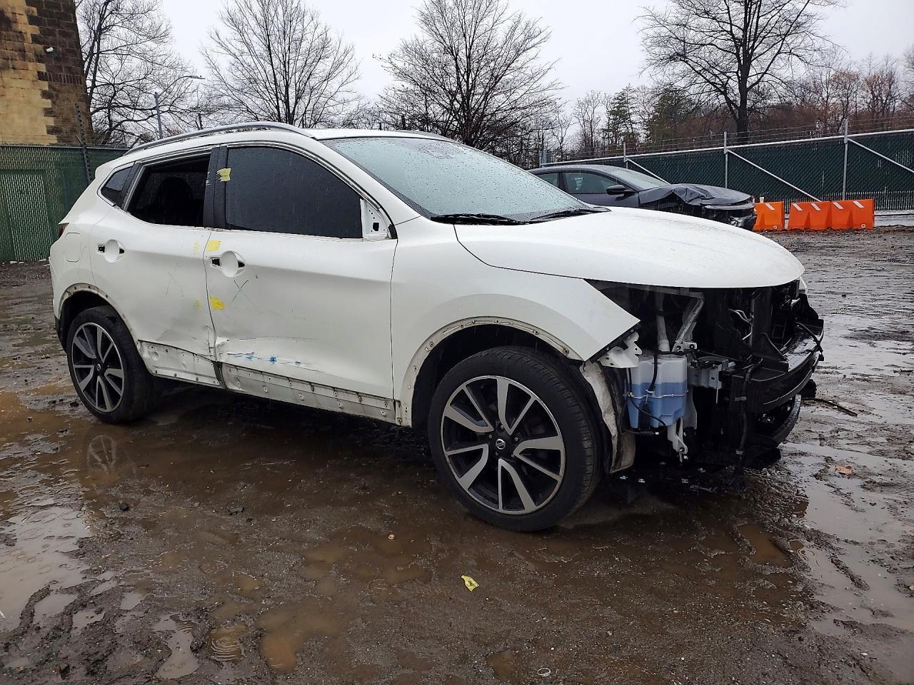 2017 Nissan Rogue Sport Sl - Image 4