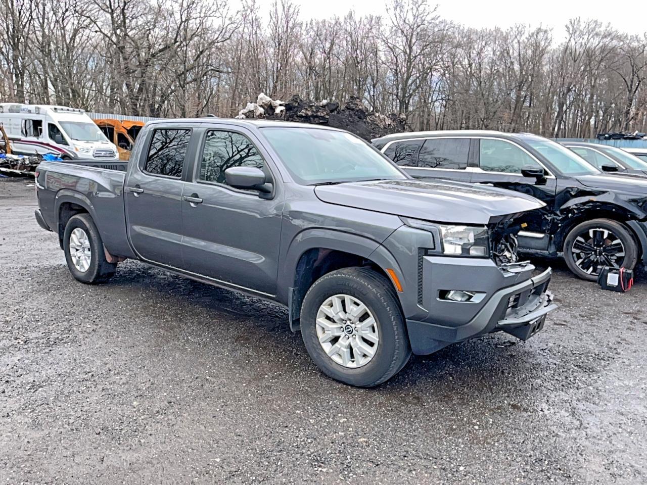 2023 Nissan Frontier Sv