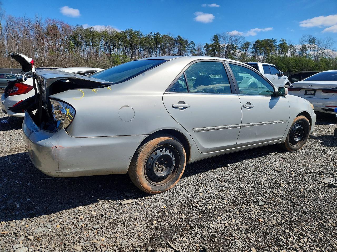 2003 Toyota Camry Xle - Image 3