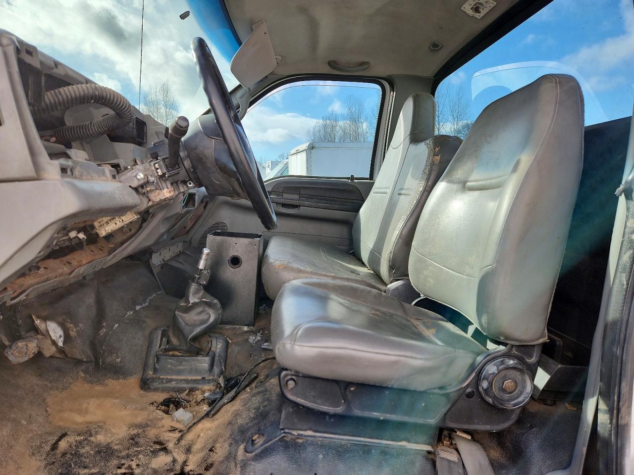 2010 Ford F750 Super Duty Tank Truck - Фото 7