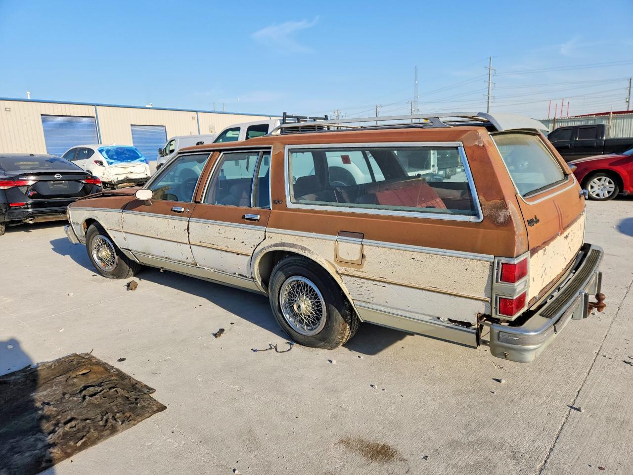 1984 Chevrolet Caprice Classic - Фото 2