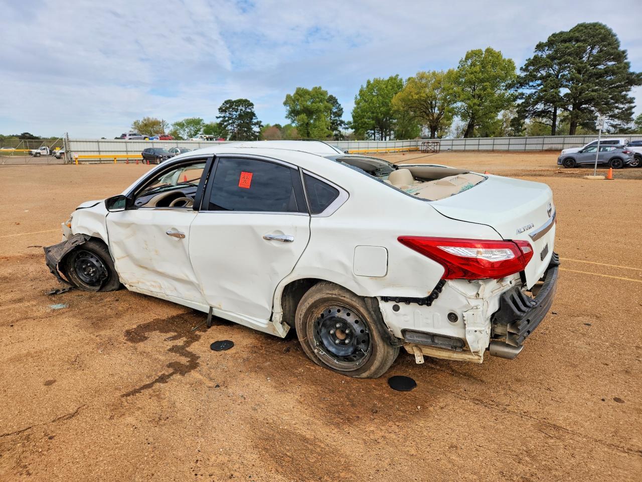 2017 Nissan Altima 2.5 S - Фото 2