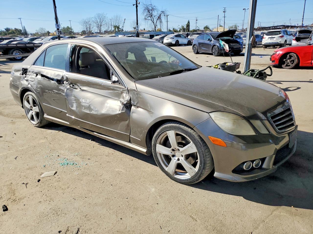 2010 Mercedes-Benz E 350 - Фото 4