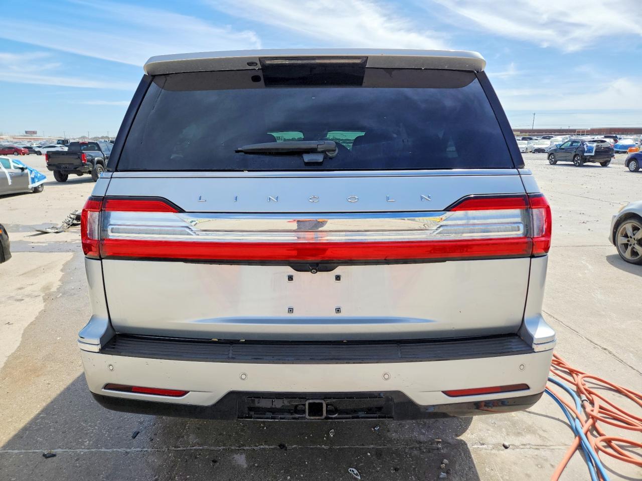 2018 Lincoln Navigator L Reserve - Image 6