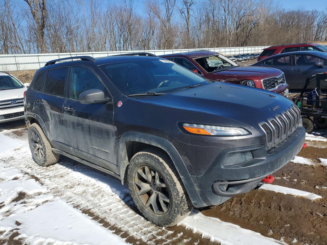 2017 Jeep Cherokee Trailhawk - Image 4