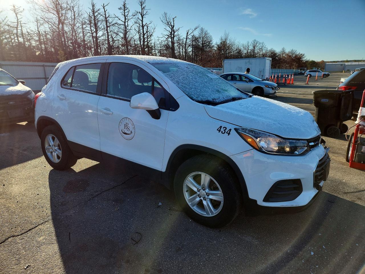 2021 Chevrolet Trax Ls - Image 4