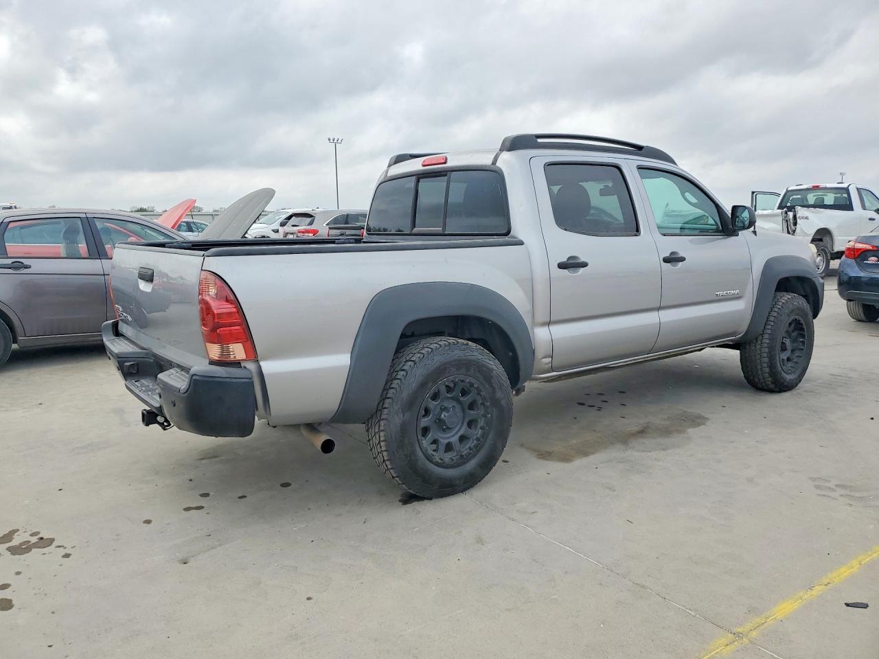 2014 Toyota Tacoma Base - Фото 3