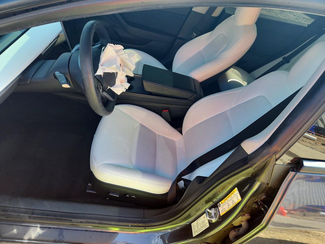 2022 Tesla Model 3 - Фото 7