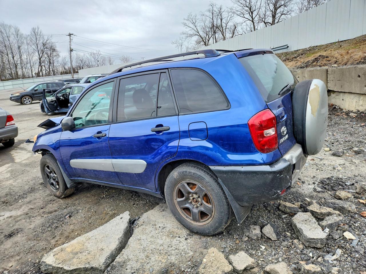 2004 Toyota Rav4 - Image 2