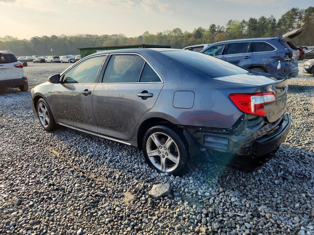 2013 Toyota Camry Le - Image 2