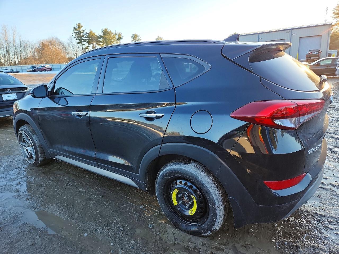 2017 Hyundai Tucson Limited - Image 2