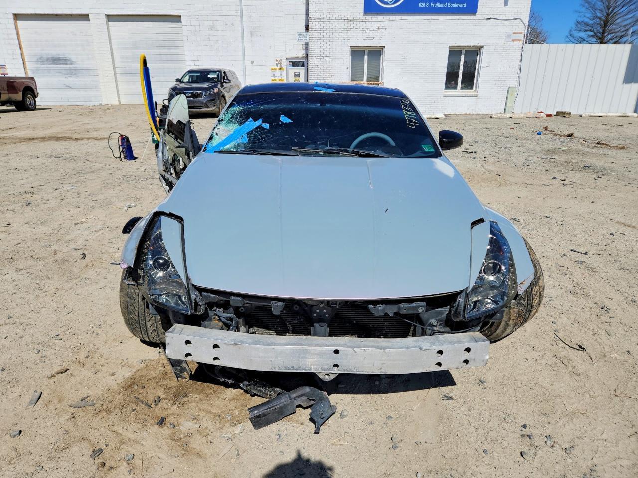 2004 Nissan 350Z Base - Image 5