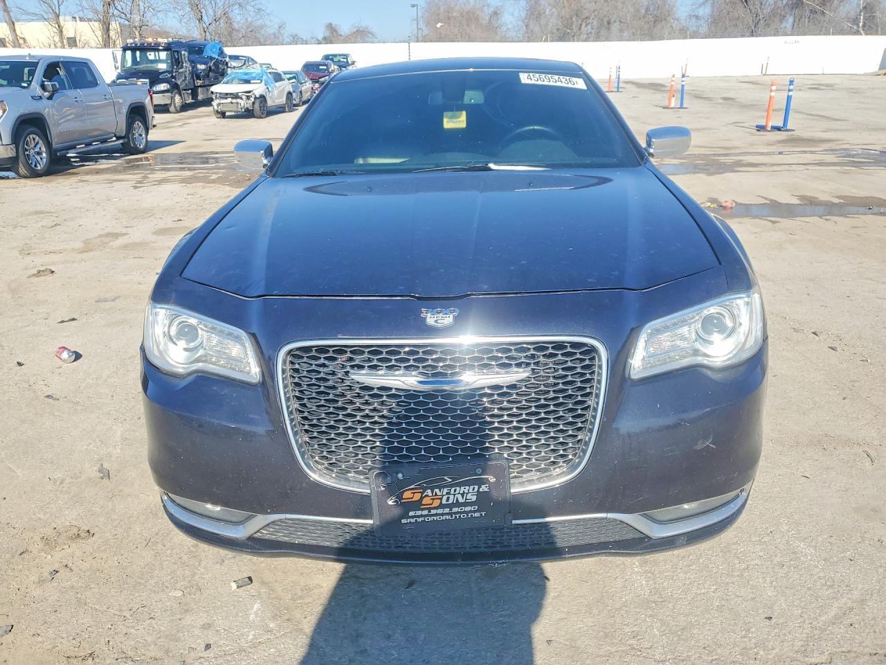 2018 Chrysler 300C Hemi C - Фото 5