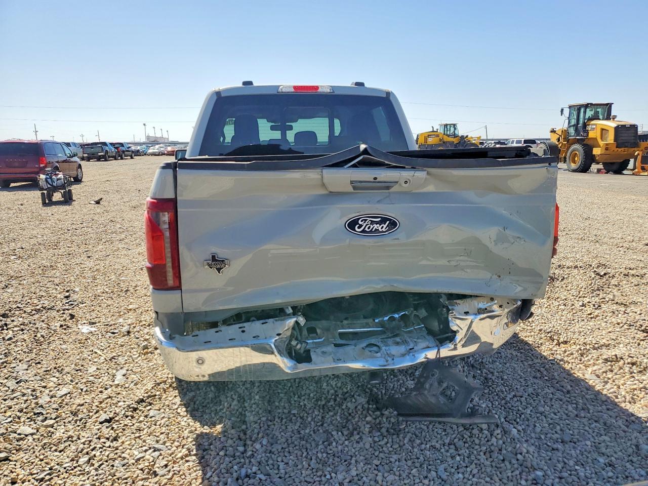 2024 Ford F150 Xlt - Фото 6