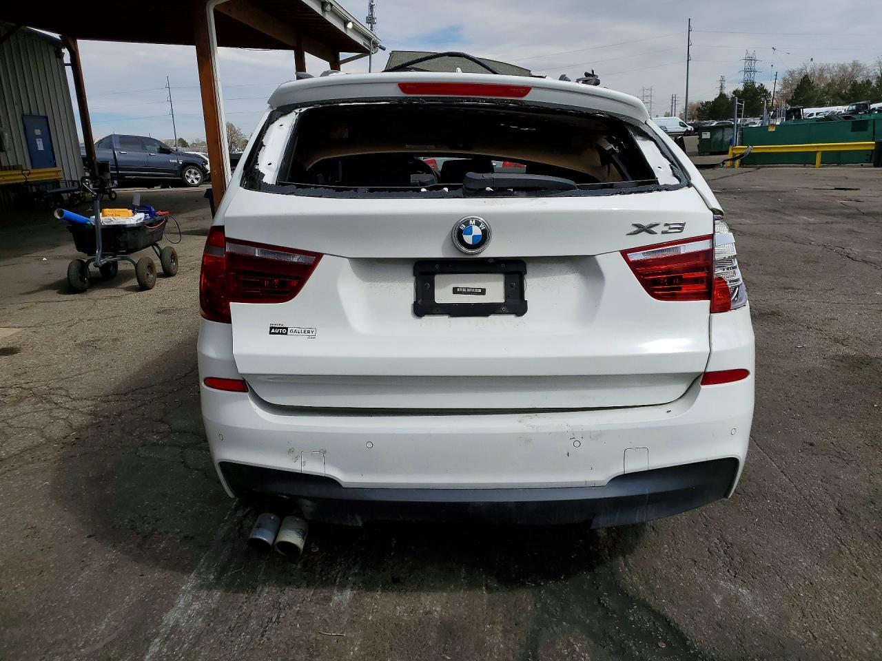2017 BMW X3 xDrive28I - Фото 6