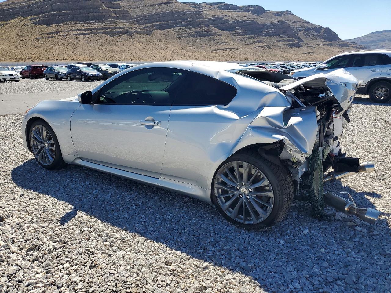 2015 Infiniti Q60 - Image 2