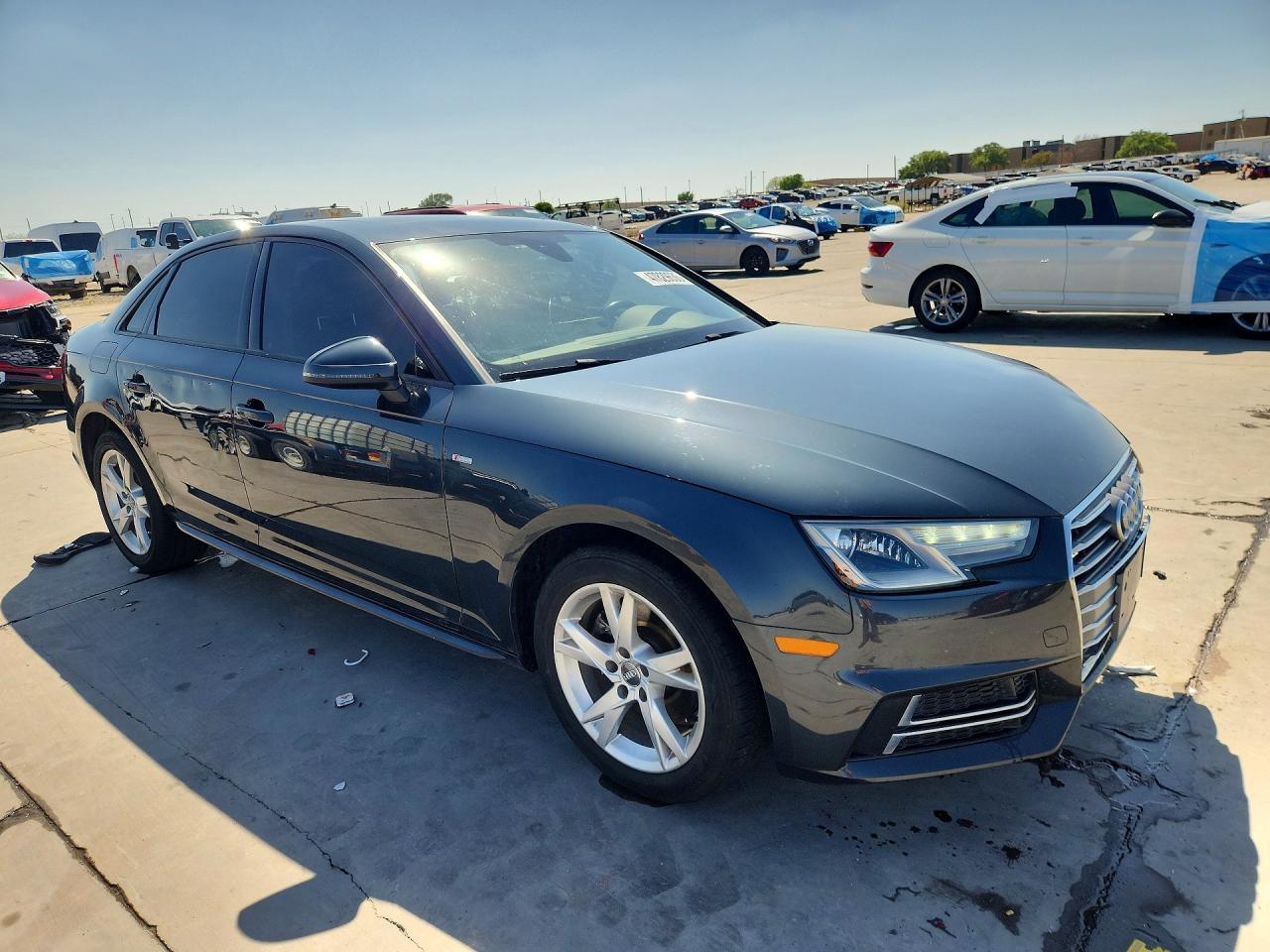 2018 Audi A4 Premium - Фото 4