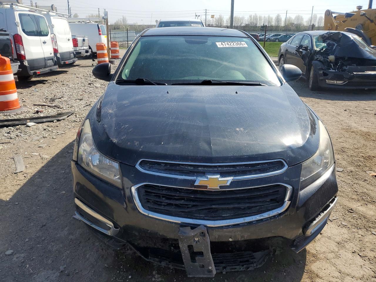 2015 Chevrolet Cruze Ls - Image 5