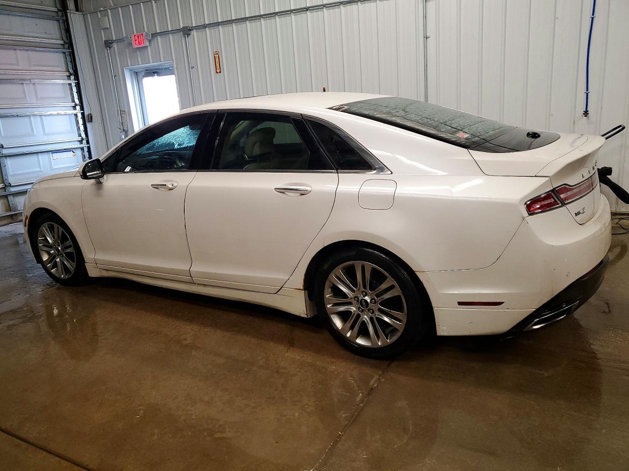 2013 Lincoln Mkz - Image 2