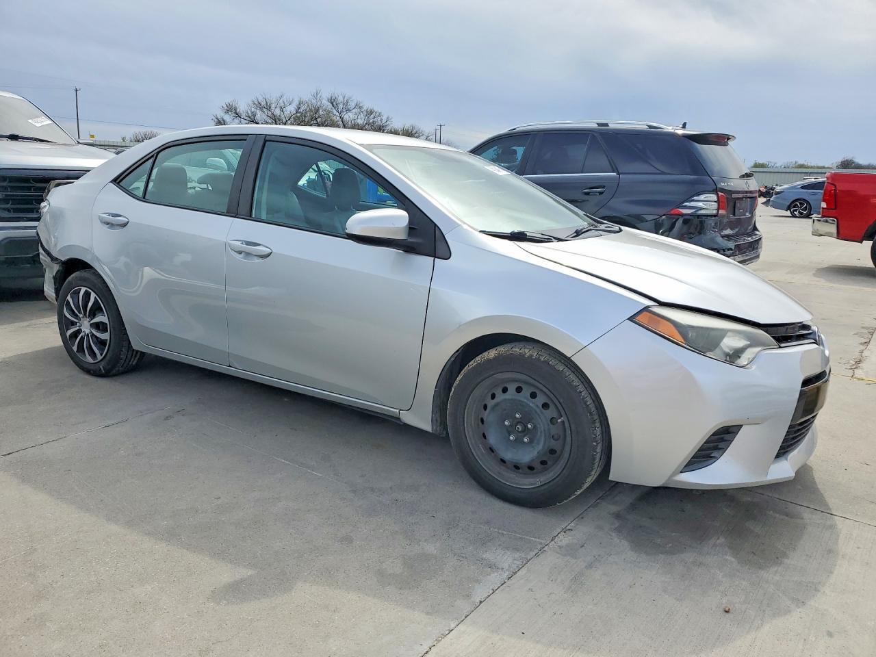 2015 Toyota Corolla Le - Image 4