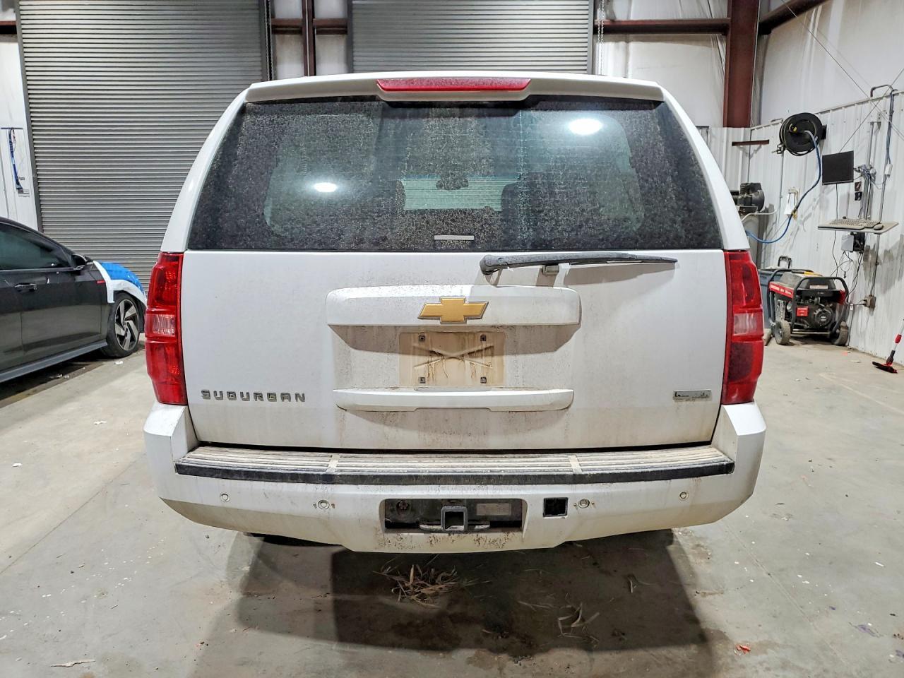 2012 Chevrolet Suburban K1500 Lt - Image 6
