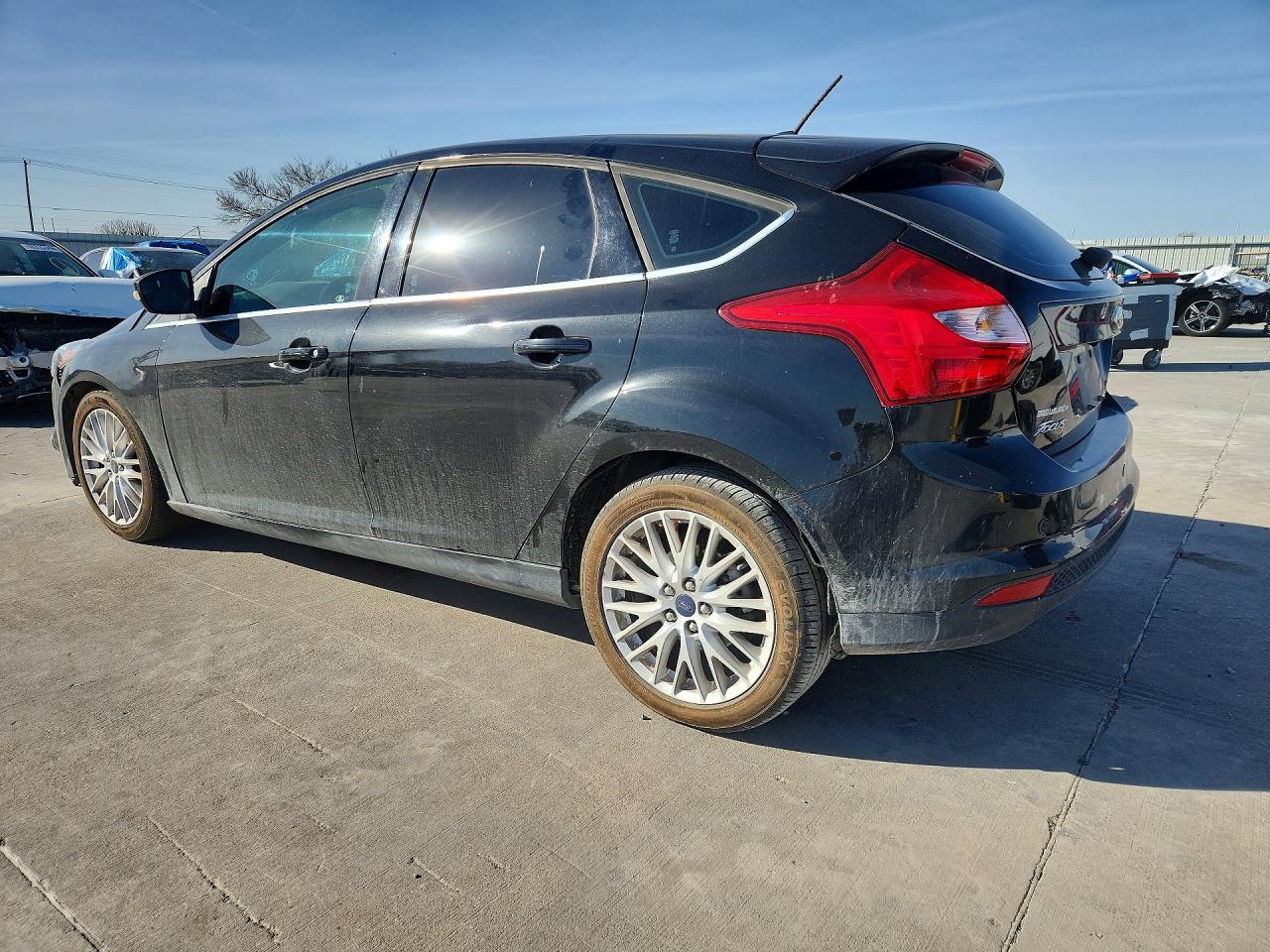 2014 Ford Focus Titanium - Image 2
