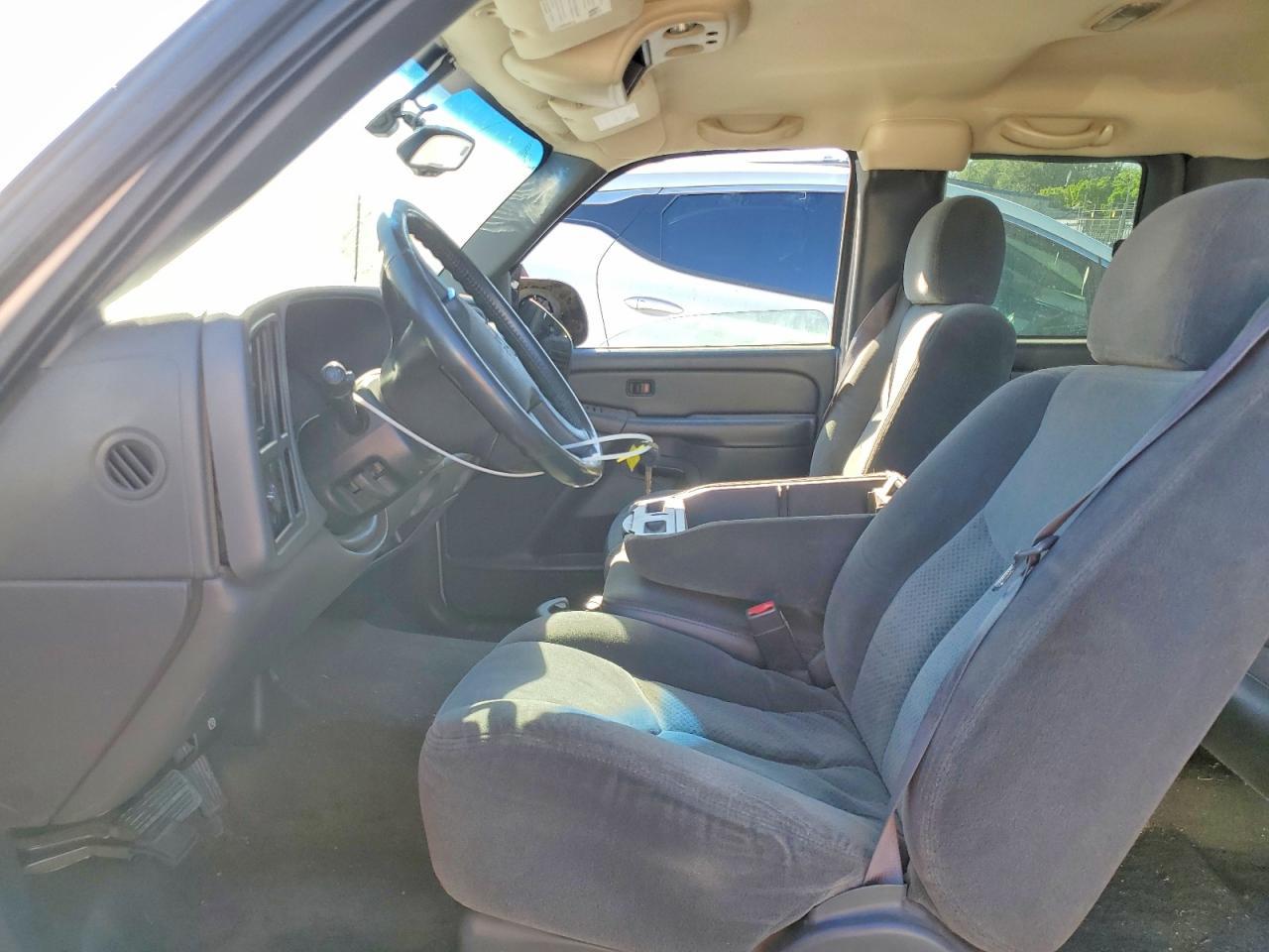 2004 Chevrolet Silverado C1500 - Фото 7