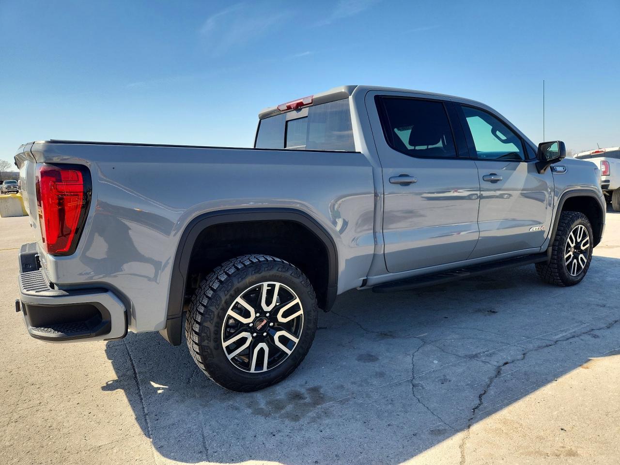 2025 GMC Sierra K1500 At4 - Фото 3