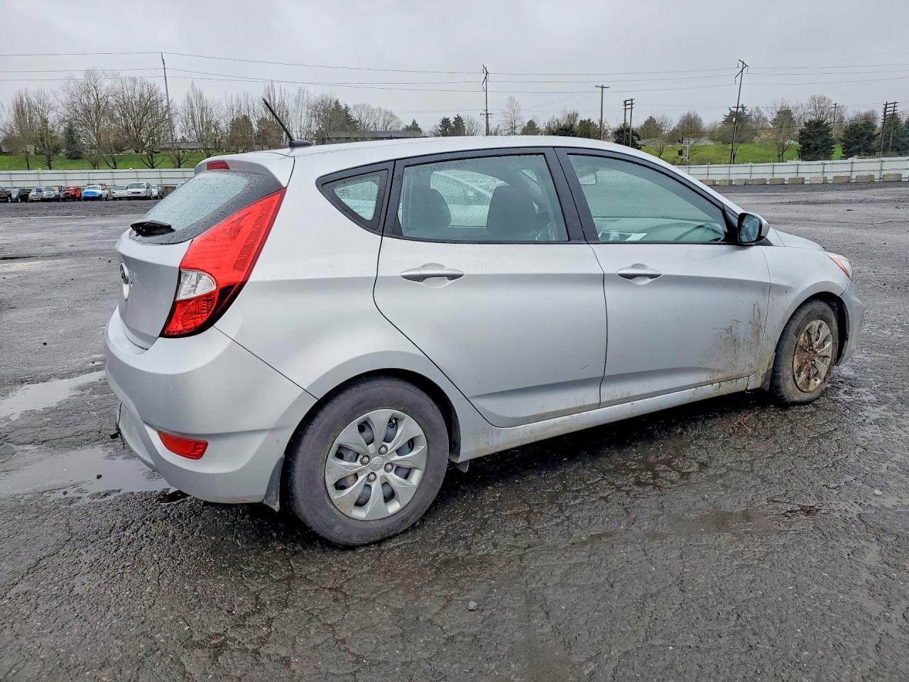 2017 Hyundai Accent Se - Image 3
