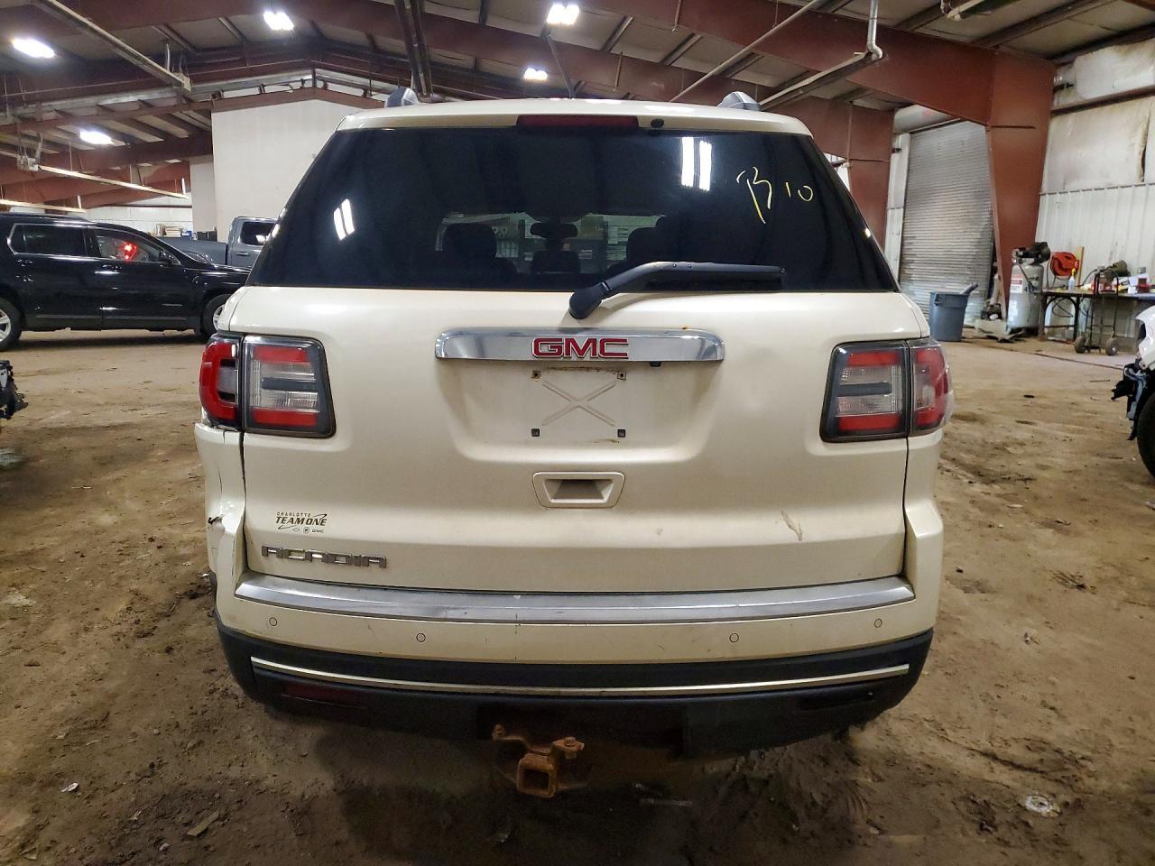 2015 GMC Acadia Sle - Image 6