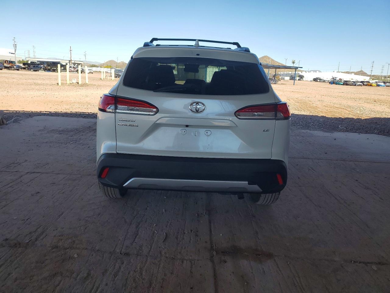 2023 Toyota Corolla Cross Le - Фото 6