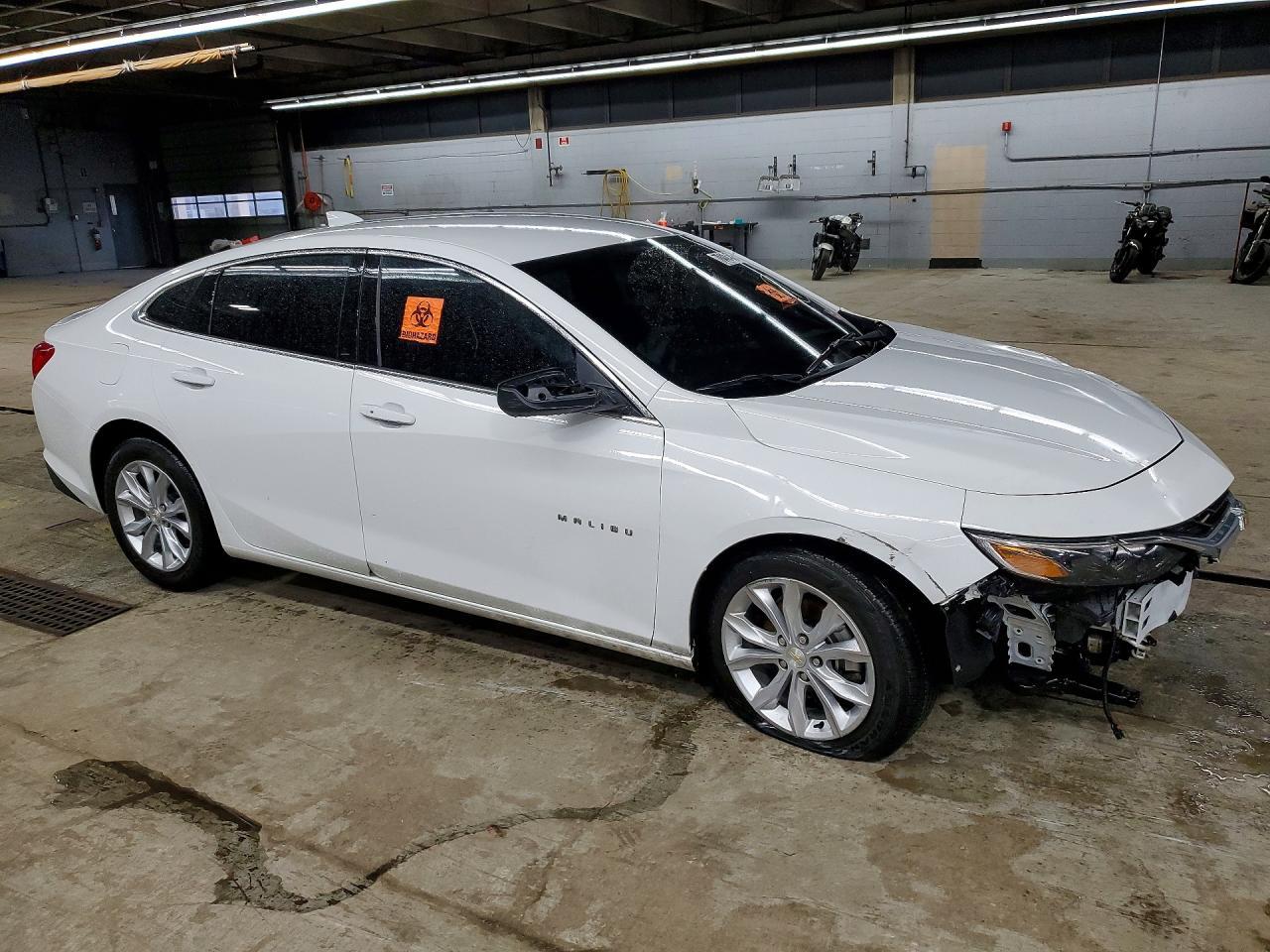 2024 Chevrolet Malibu Lt - Image 4