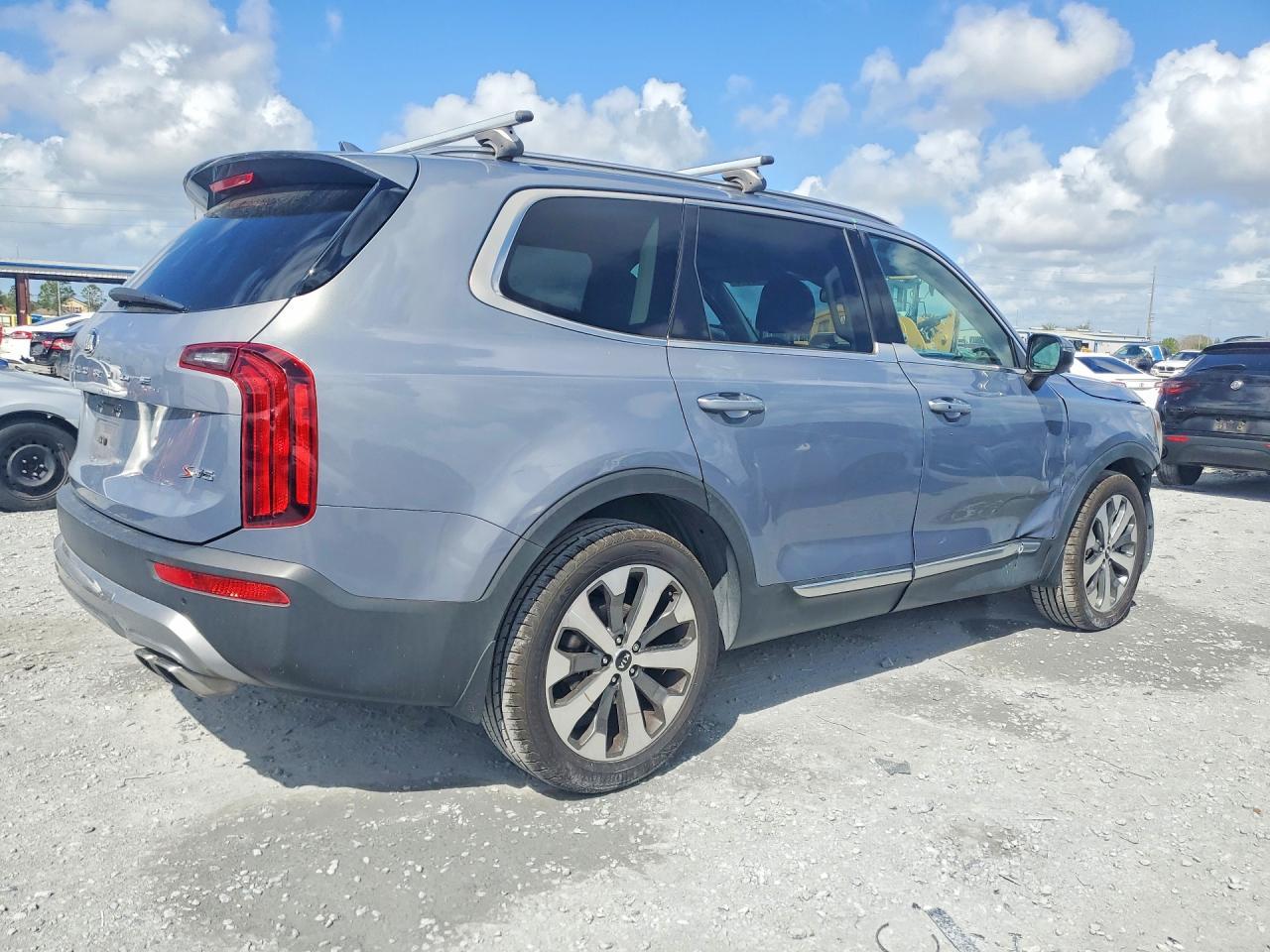 2020 Kia Telluride S - Фото 3