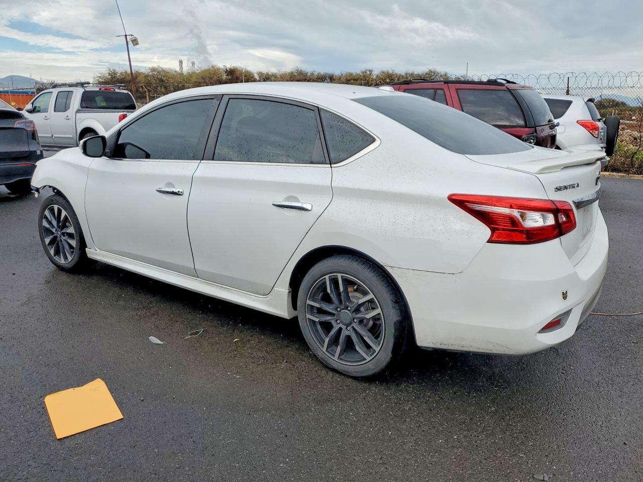 2016 Nissan Sentra Sr - Image 2