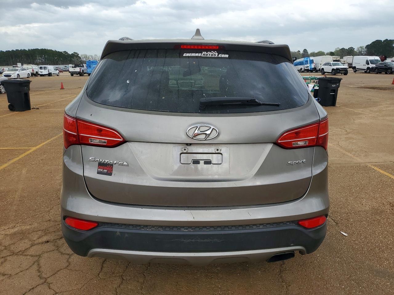 2014 Hyundai Santa Fe Sport 2.4L - Image 6
