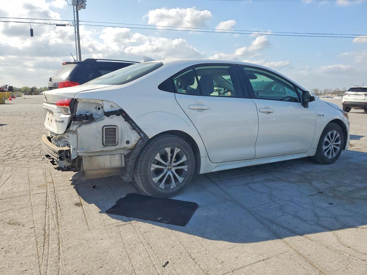 2020 Toyota Corolla Hybrid Le - Фото 3