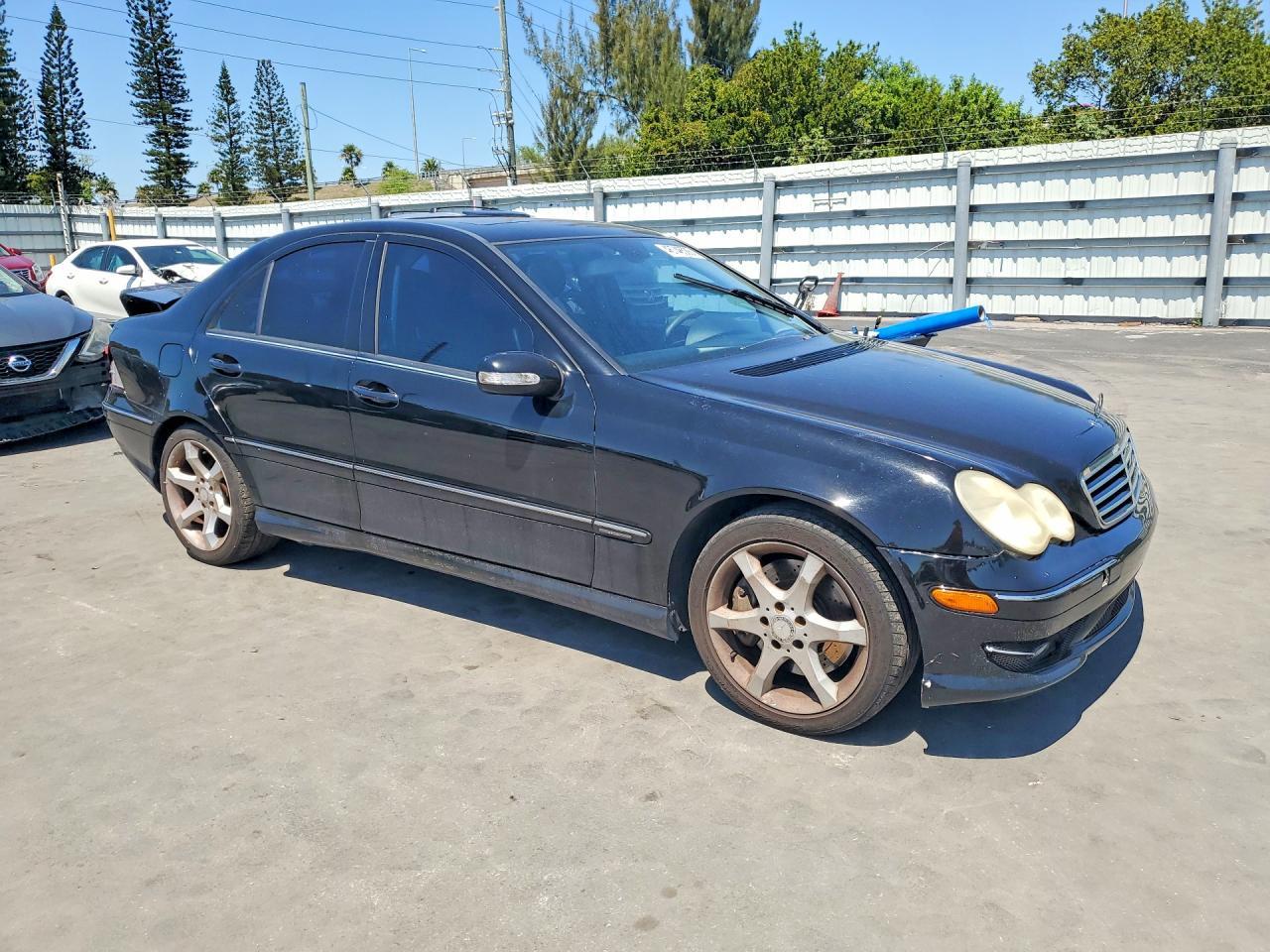2007 Mercedes-Benz C230 - Image 4
